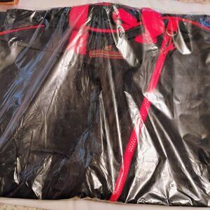 Benson & Hedges Garment Bag NEW Vintage Black & Red 47" x 22" Zipped